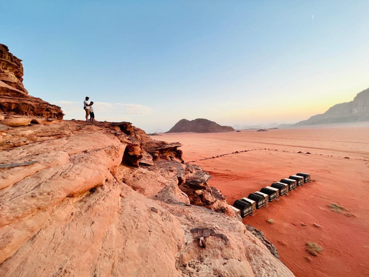 Wadi Rum Shooting Stars Camp Eksteriør billede