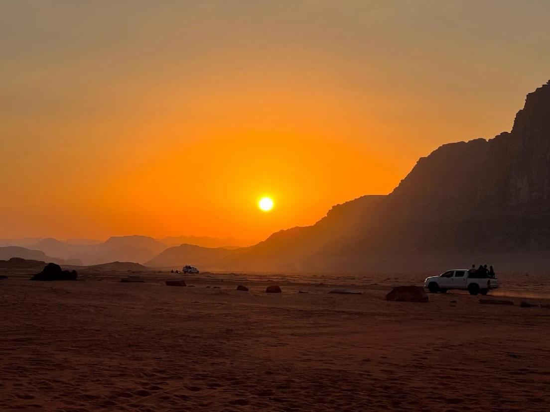 Wadi Rum Shooting Stars Camp Eksteriør billede