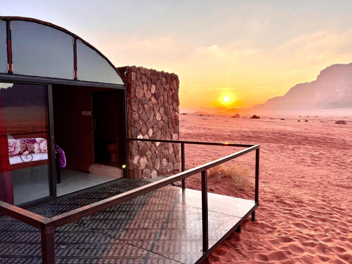 Wadi Rum Shooting Stars Camp Eksteriør billede