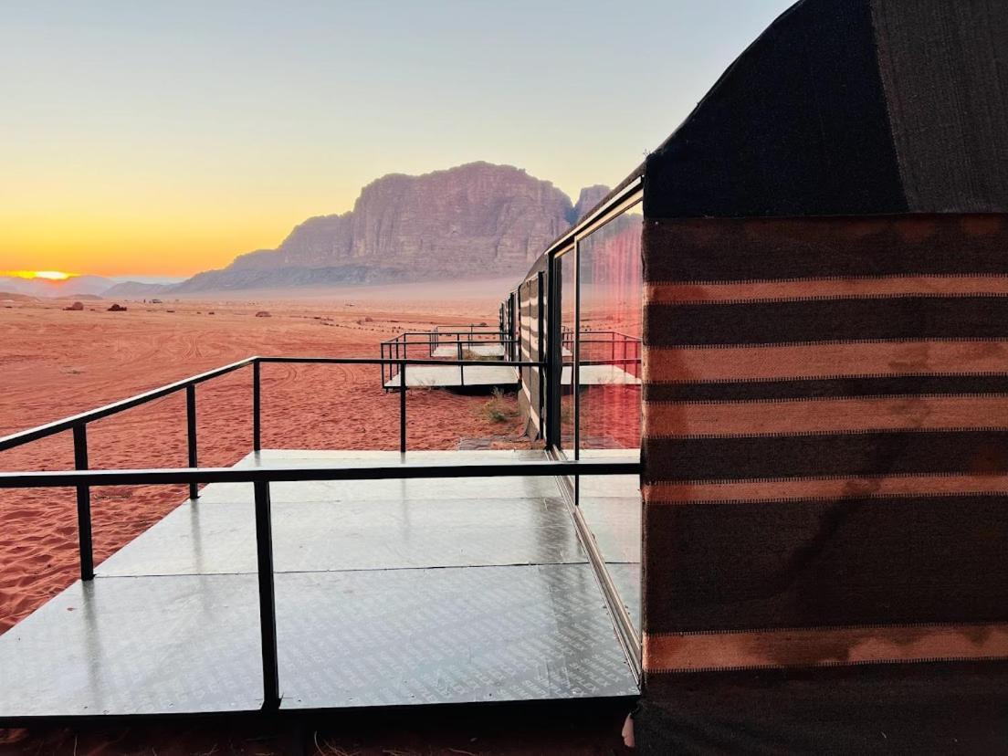 Wadi Rum Shooting Stars Camp Eksteriør billede