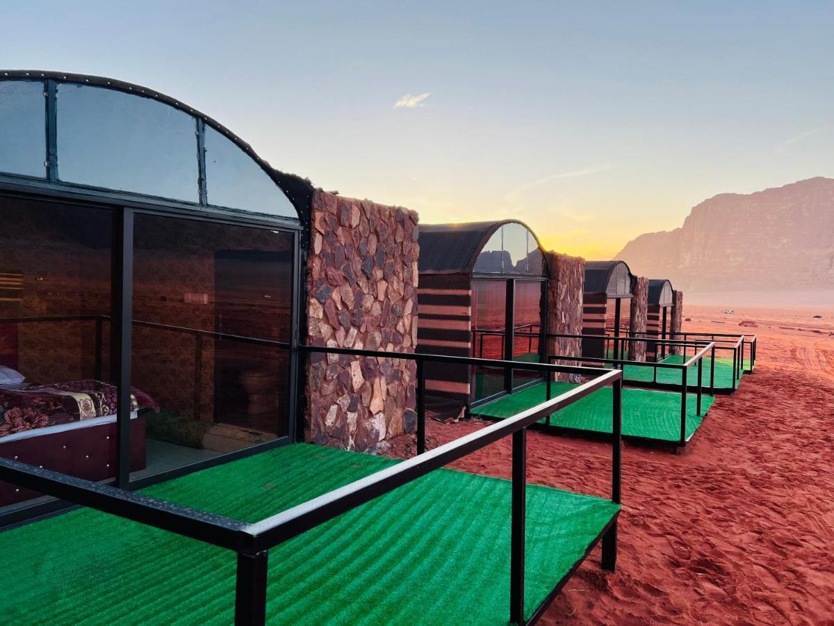 Wadi Rum Shooting Stars Camp Eksteriør billede