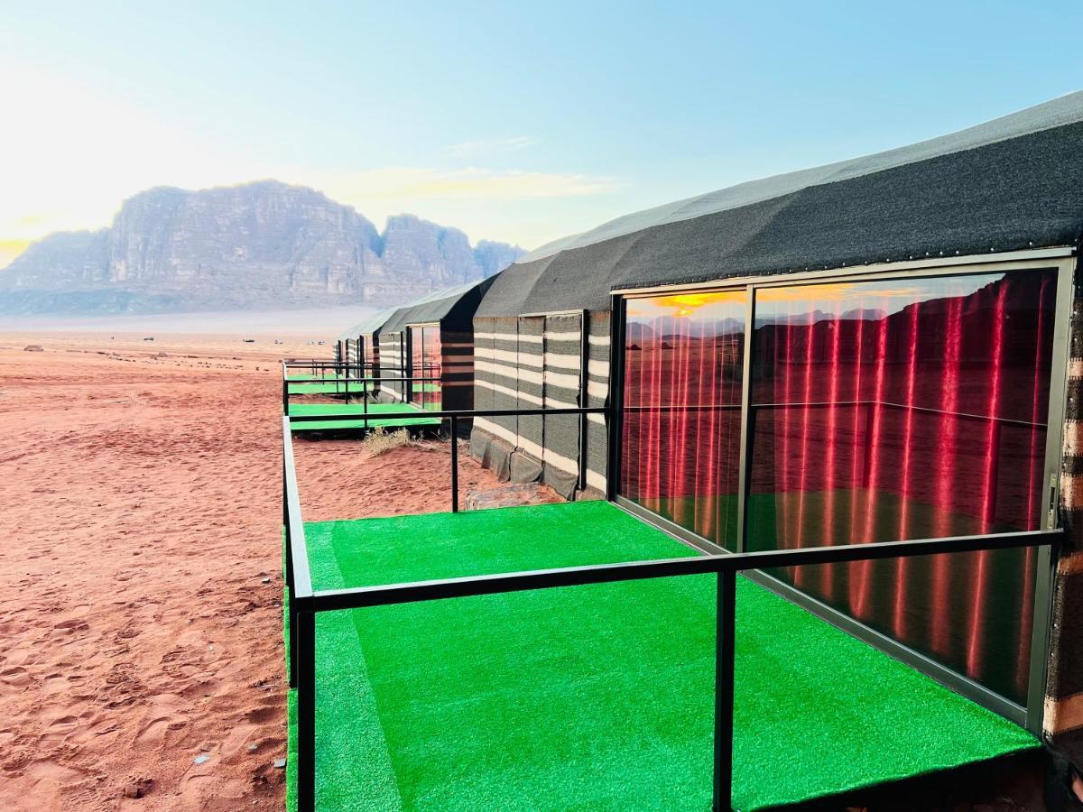 Wadi Rum Shooting Stars Camp Eksteriør billede
