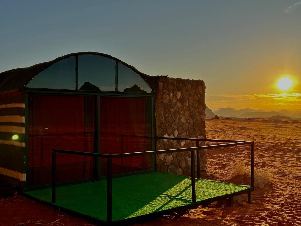Wadi Rum Shooting Stars Camp Eksteriør billede