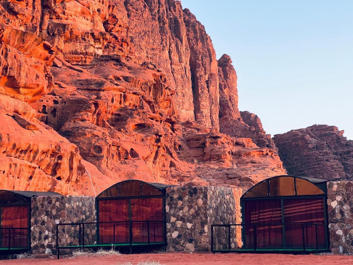 Wadi Rum Shooting Stars Camp Eksteriør billede