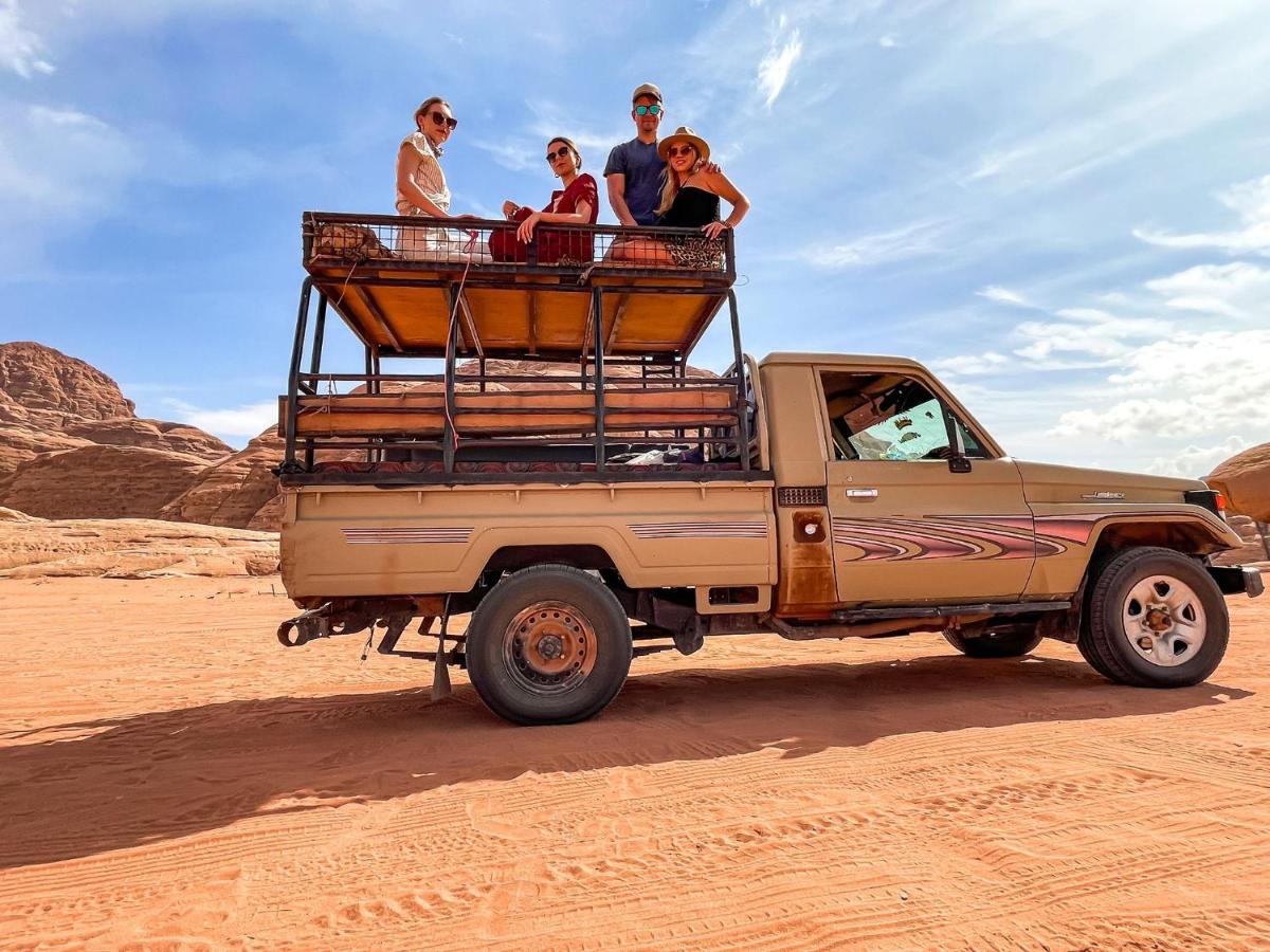 Wadi Rum Shooting Stars Camp Eksteriør billede