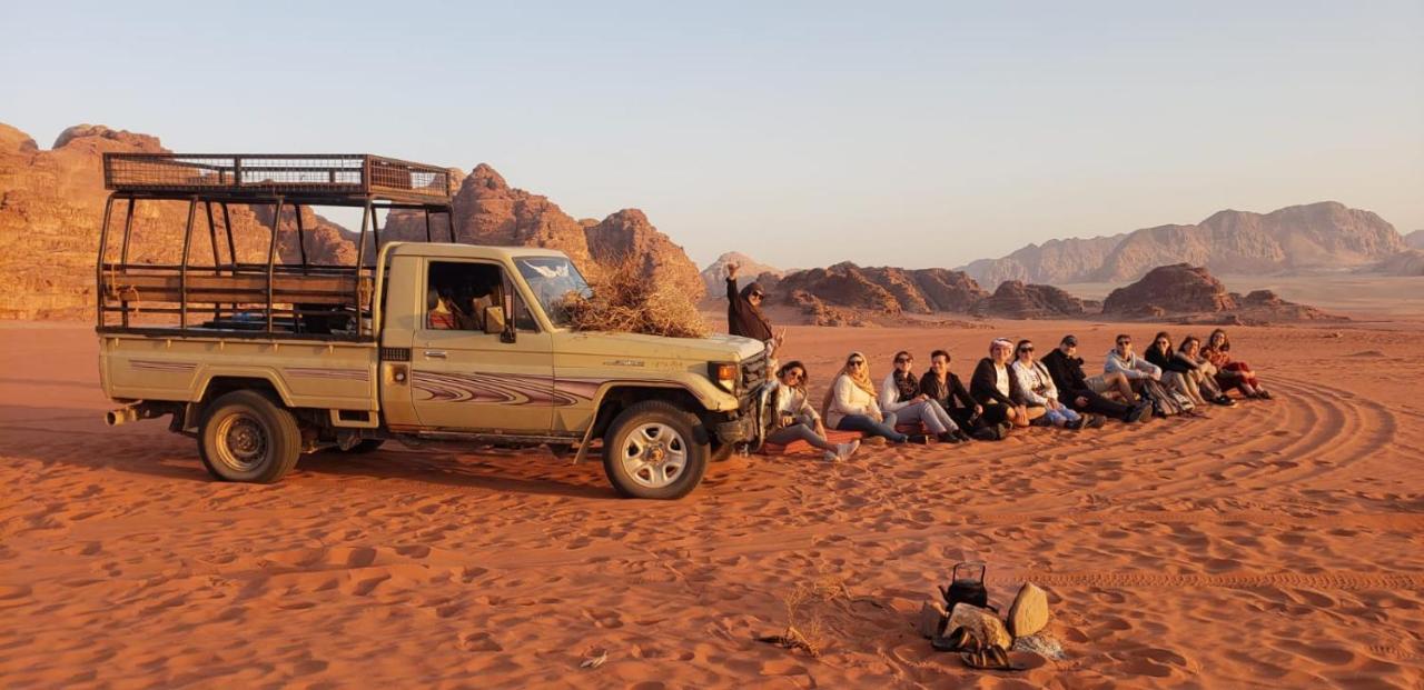 Wadi Rum Shooting Stars Camp Eksteriør billede