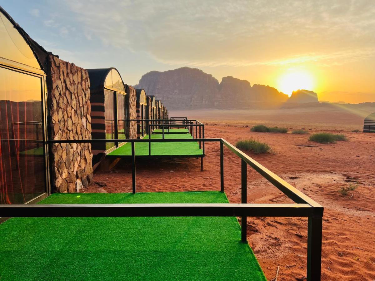 Wadi Rum Shooting Stars Camp Eksteriør billede