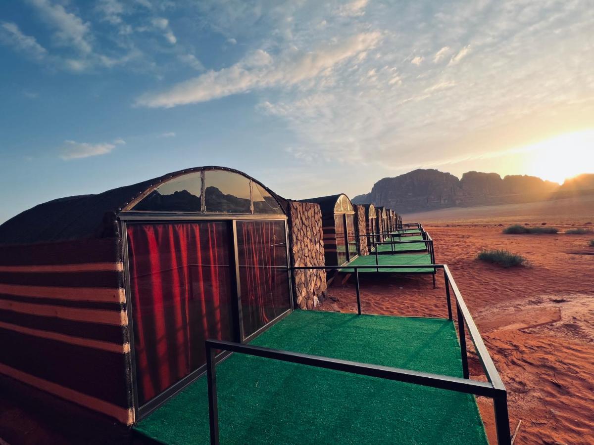 Wadi Rum Shooting Stars Camp Eksteriør billede