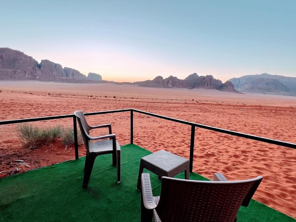 Wadi Rum Shooting Stars Camp Eksteriør billede